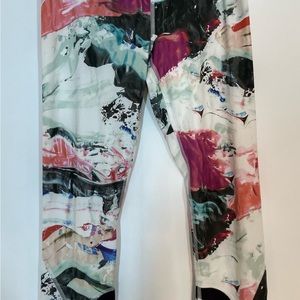 Lululemon Inspire Run Cropped Leggings Pigment Wave Multi/Black  Size 4.